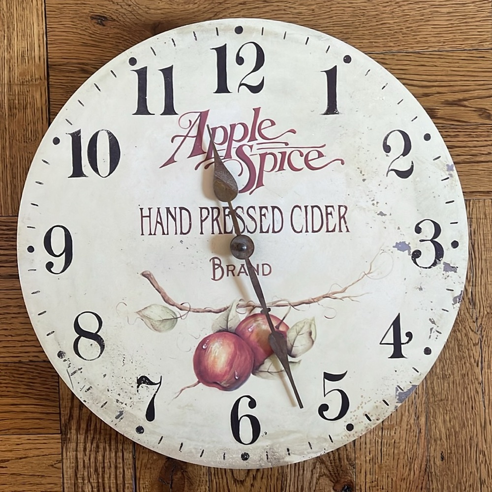 COUNTRY KITCHEN CLOCK